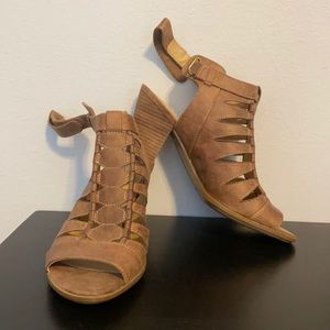 Brown Naturalizer heels